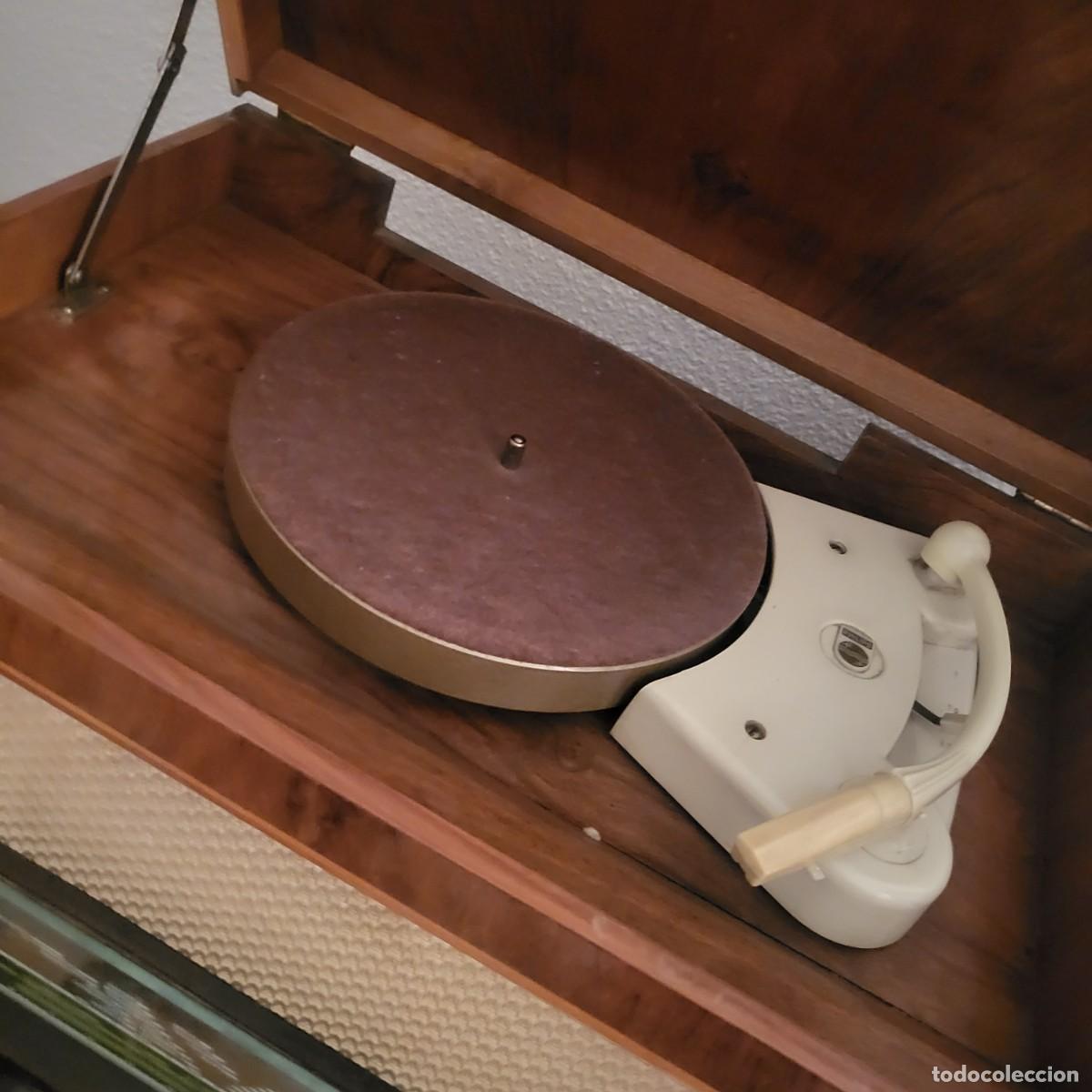 Radios antiguas: Radio y tocadiscos 1953 - Foto 3