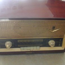 Radios antiguas: RADIO IBERIA MODELO M-175