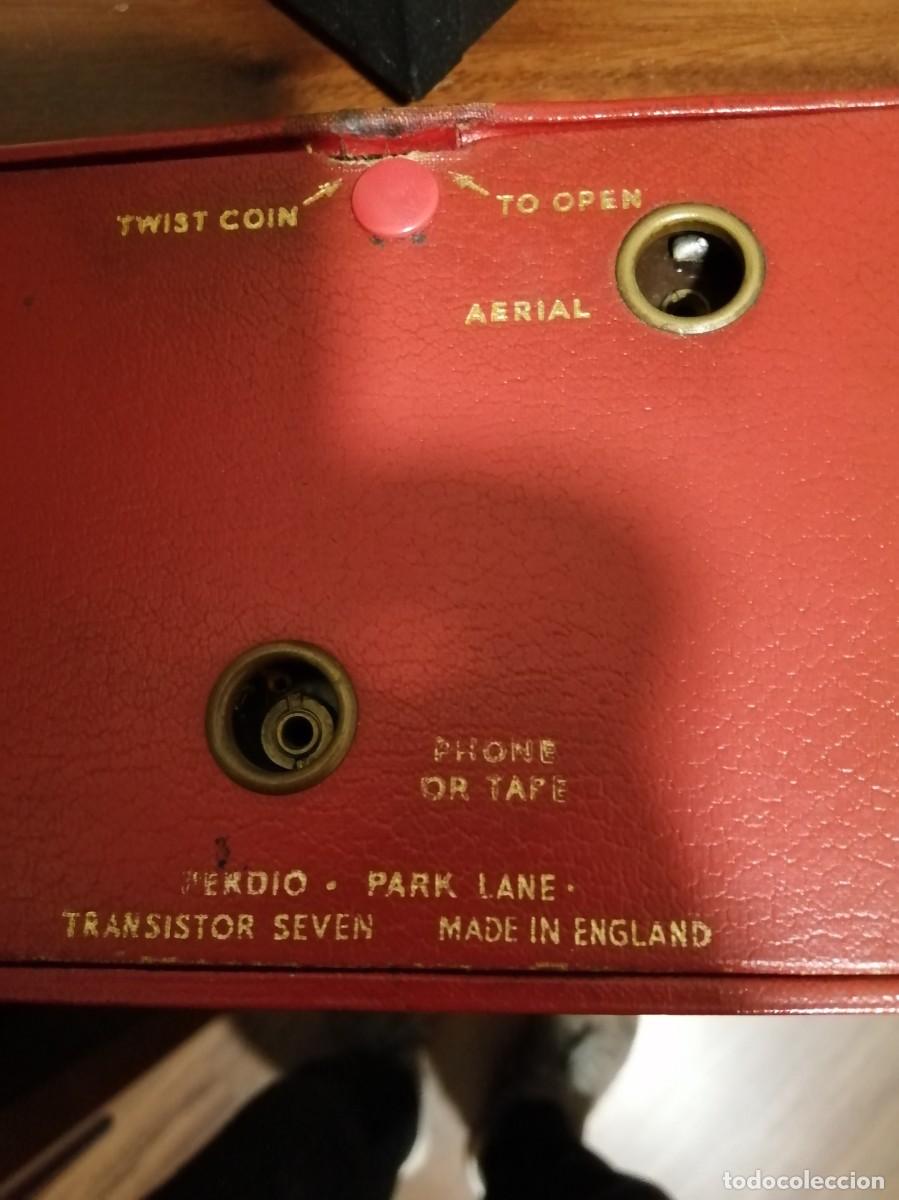 Radios antiguas: Muy antiguo radio transistor Perdio - Foto 6