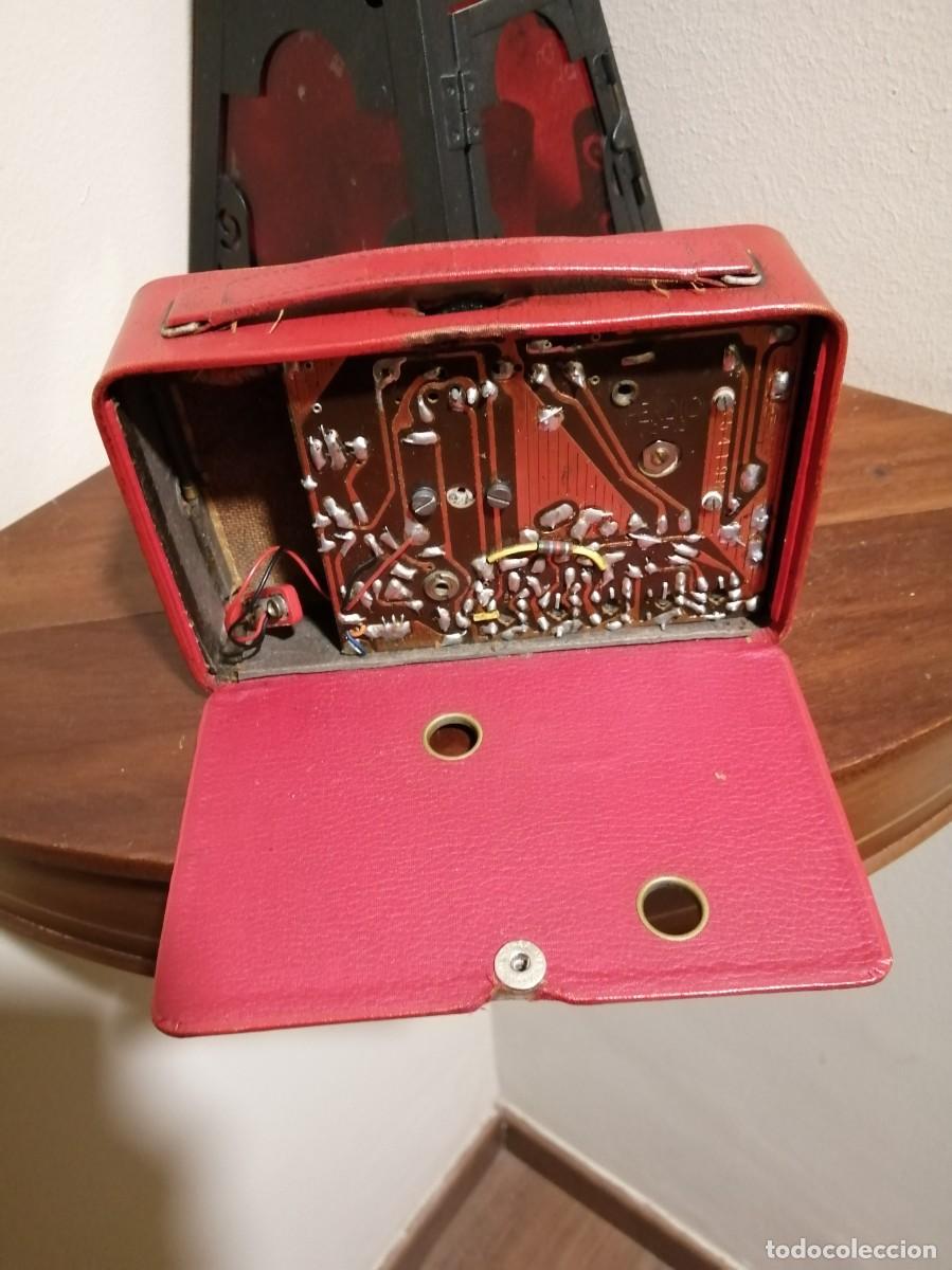 Radios antiguas: Muy antiguo radio transistor Perdio - Foto 8