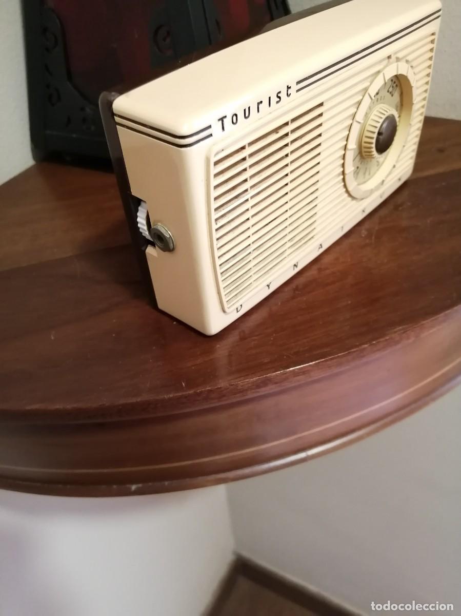 Radios antiguas: Muy bonito transistor Dynatron - Foto 2