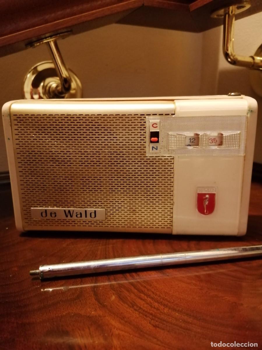 Radios antiguas: Peque&ntilde;o radio transistor De Wald - Foto 6
