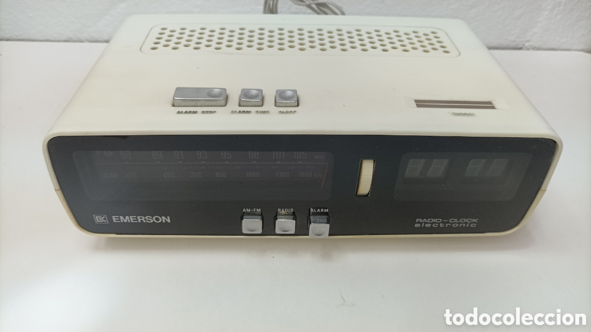 Radios antiguas: Radio clock electronic Emerson - Foto 8