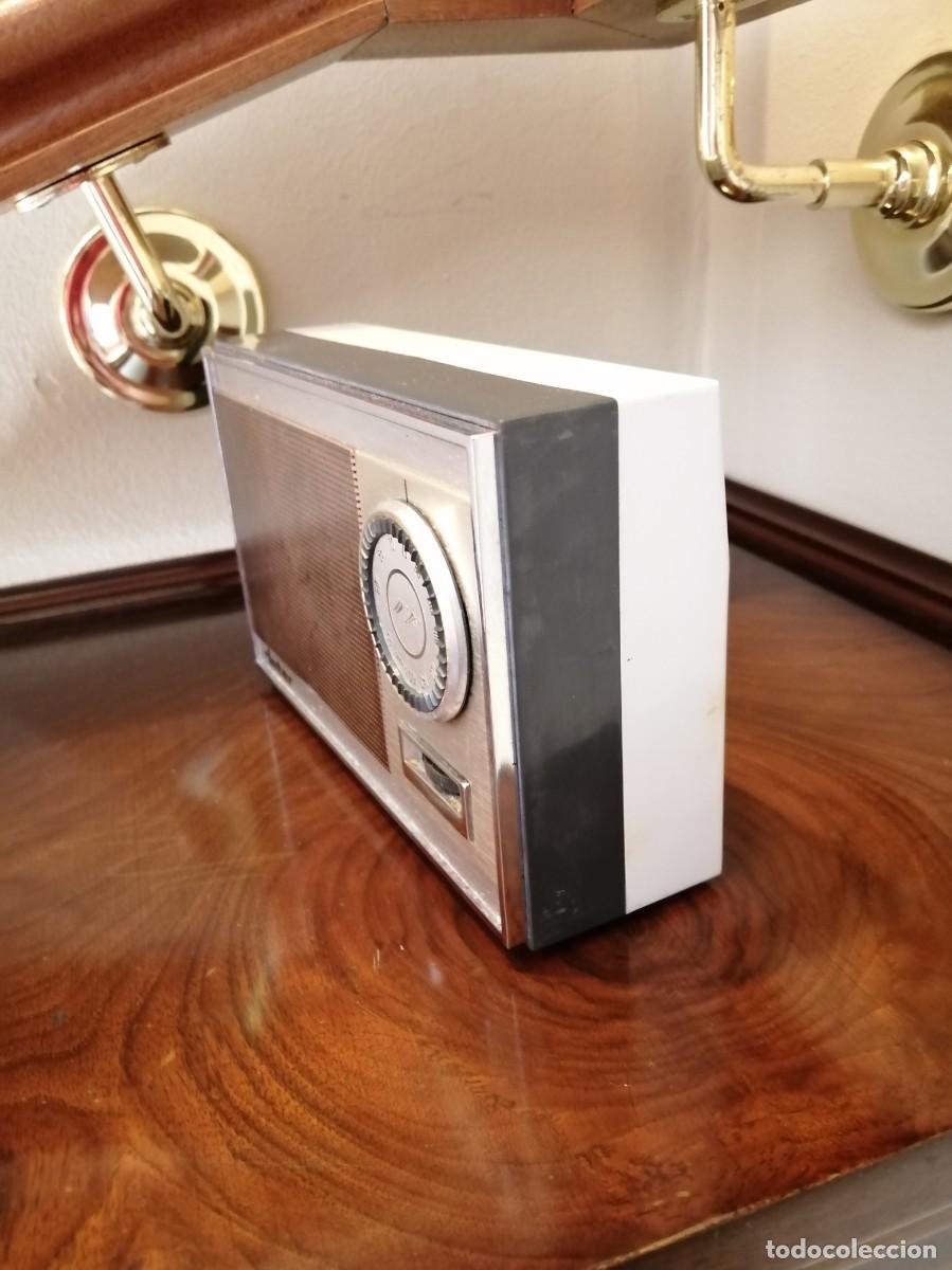 Radios antiguas: Radio transistor Espa&ntilde;ol &Iacute;nter. - Foto 4