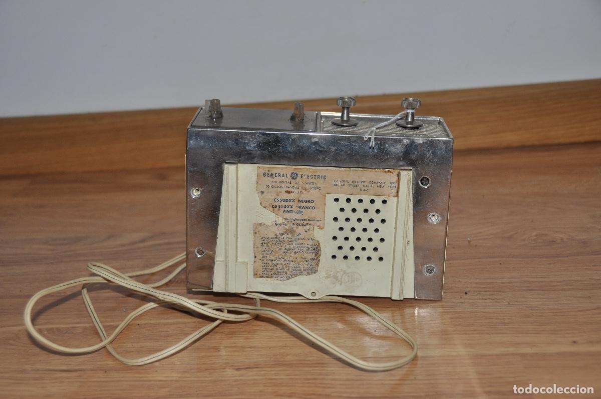 radio despertador. reloj digital. mesita. noche - Buy Transistor radios and  pick-ups on todocoleccion