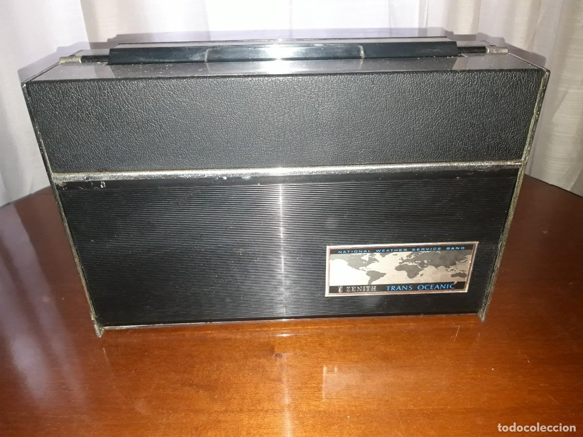 Radios antiguas: RADIO ZENITH TRANSOCEANIC D7000Y - Foto 2