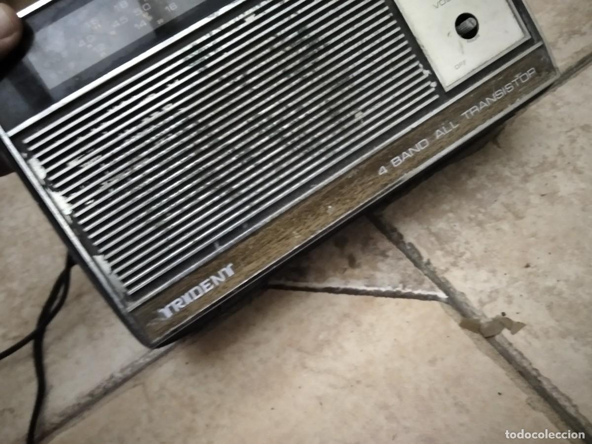 Radios antiguas: Antigua radio 4 bandas Trident - Transistor - Foto 3