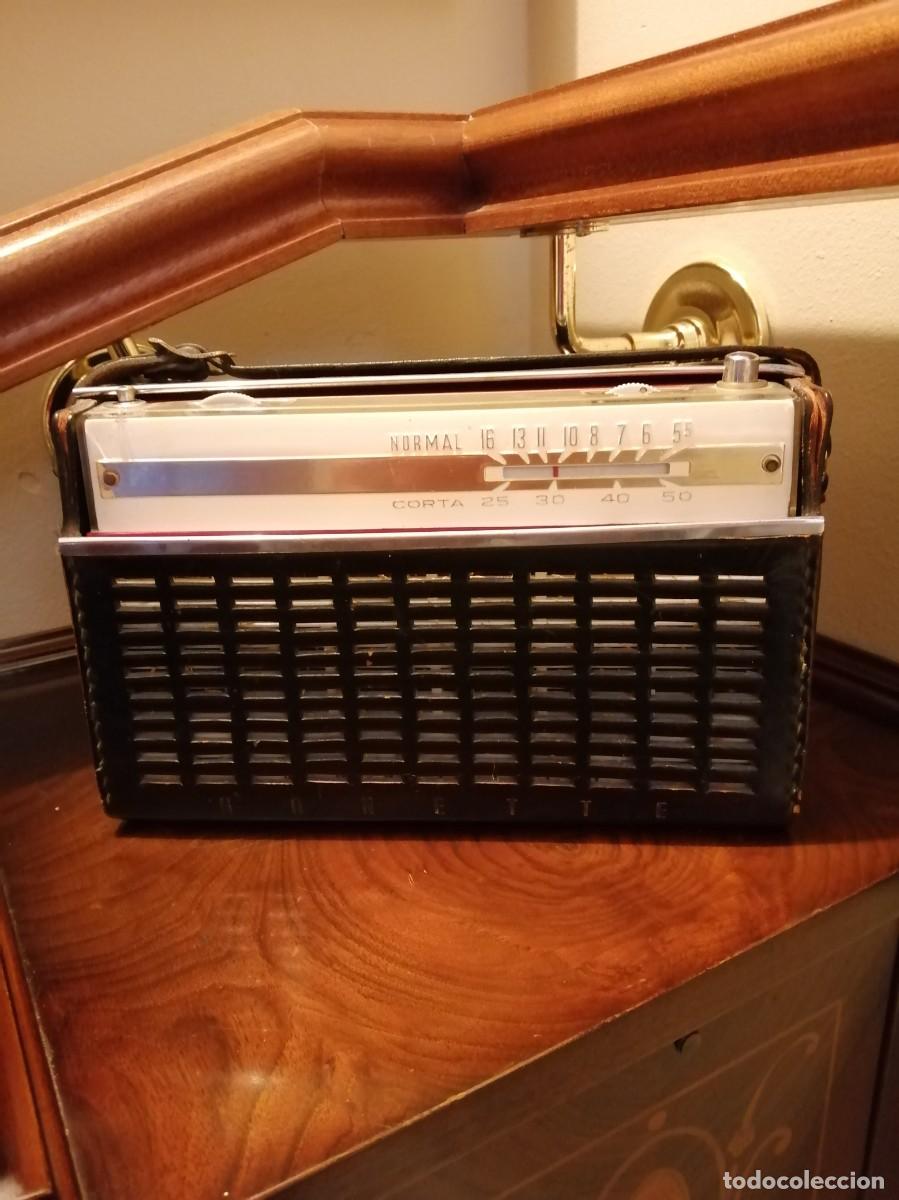 Antigua Radio Transistor. SHARP. 8 TRANSISTORES.