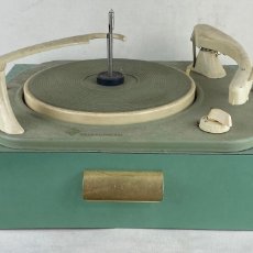 Radios antiguas: TOCADISCOS TELEFUNKEN VERDE