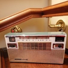 Radio antiche: ANTIGUO RADIO TRANSISTOR SHARP