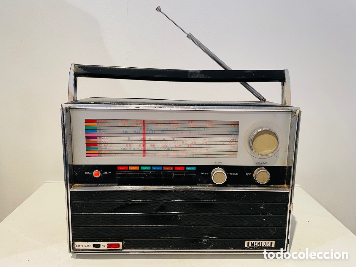 Radios antiguas: Mentor Multiband Radio 1975 - Foto 2