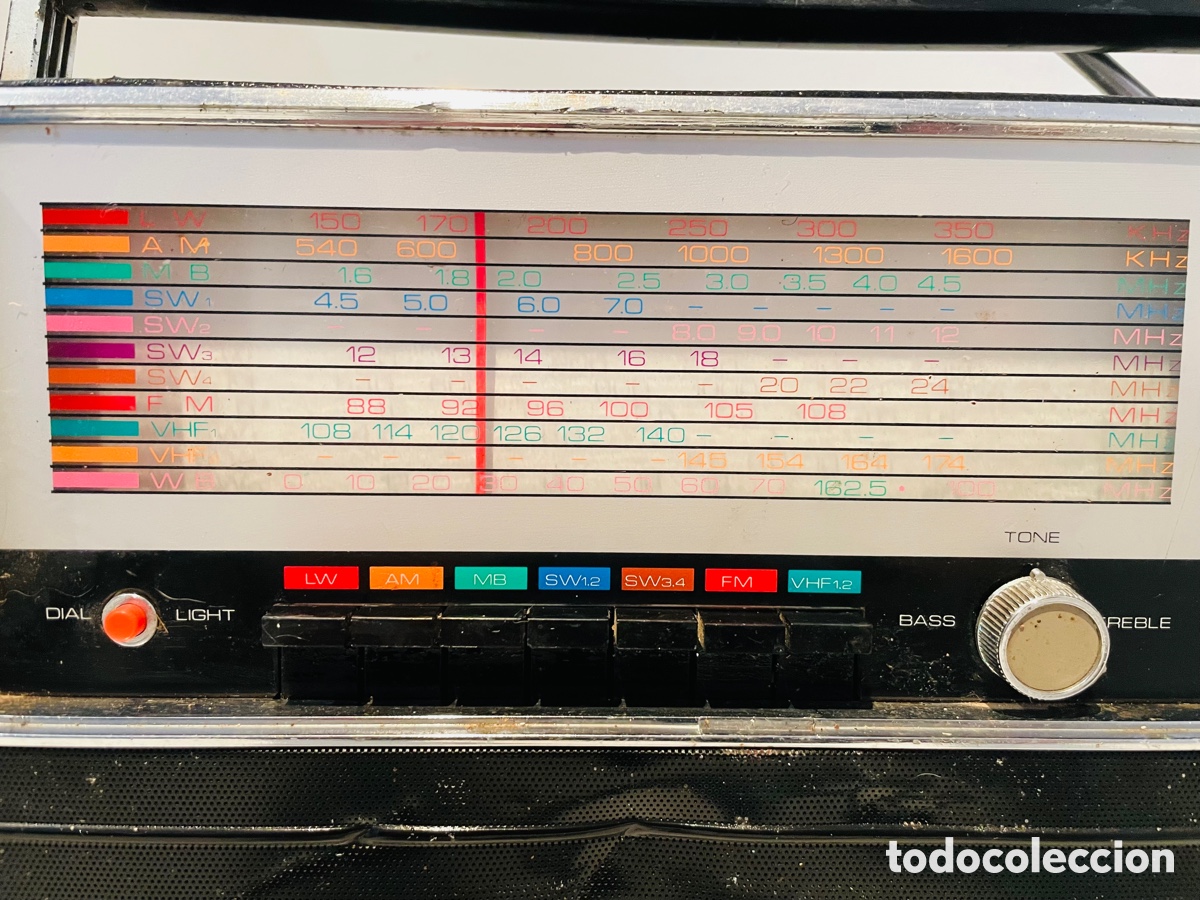 Radios antiguas: Mentor Multiband Radio 1975 - Foto 3