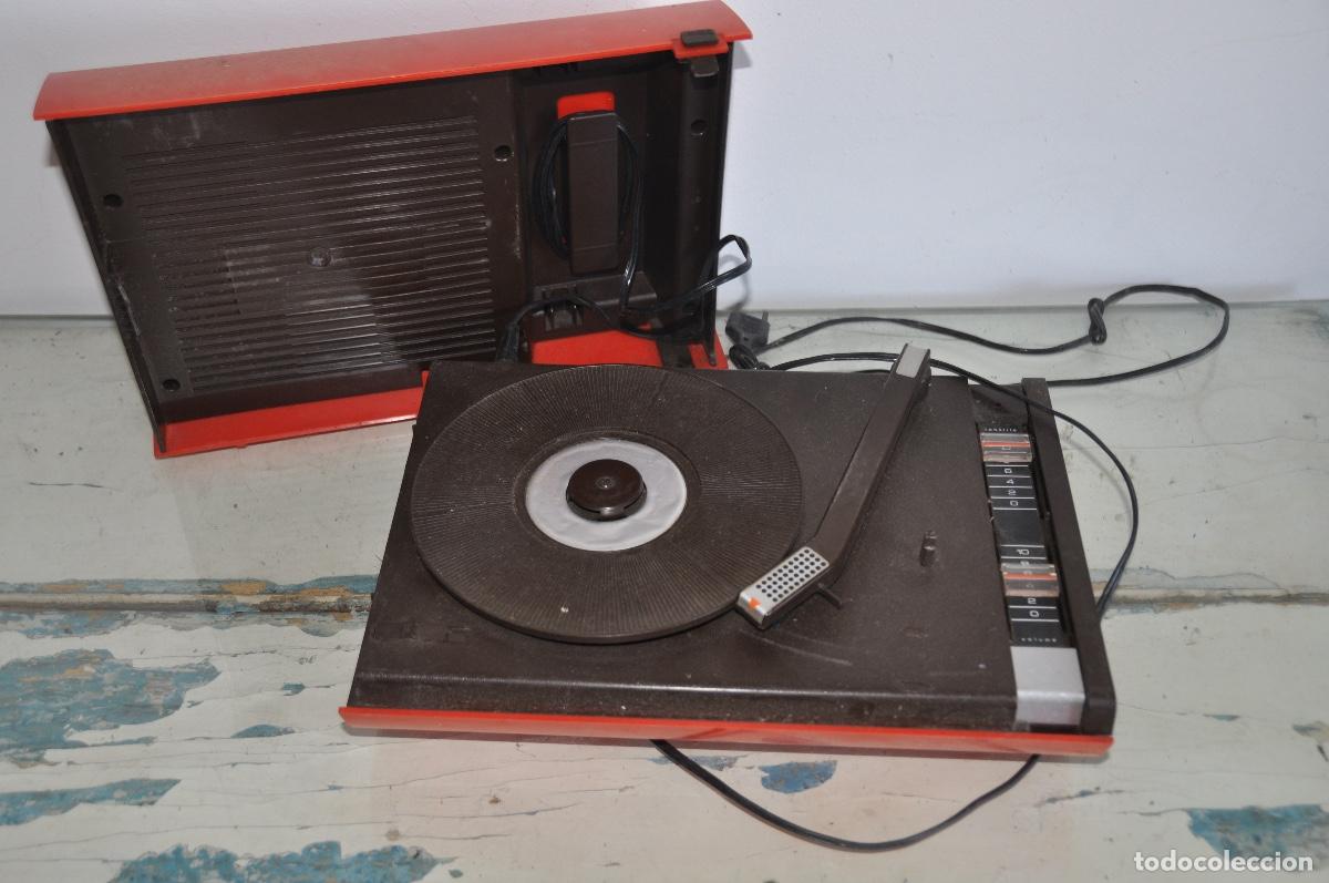 Radios antiguas: Tocadiscos Pathe Marconi rojo - Foto 3