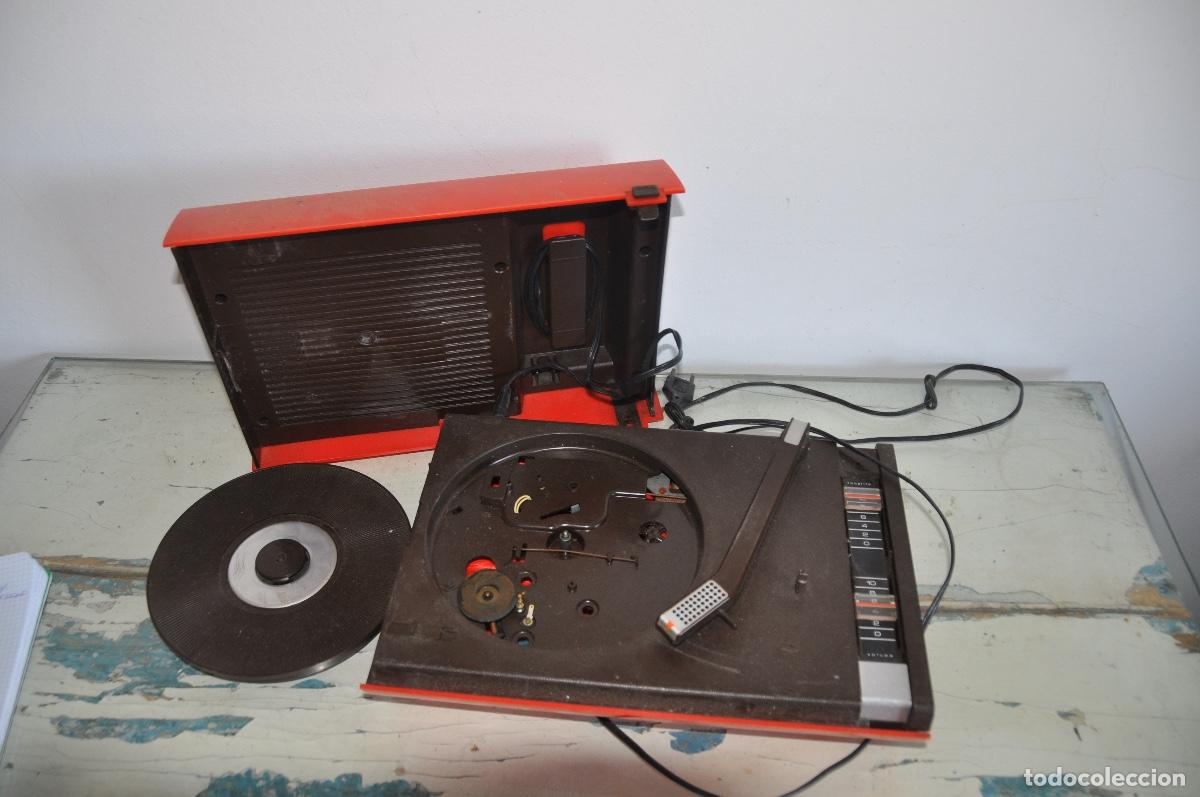 Radios antiguas: Tocadiscos Pathe Marconi rojo - Foto 5