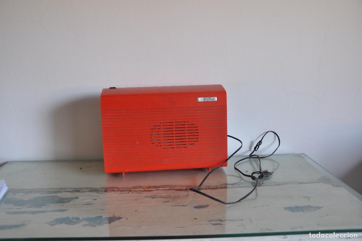 Radios antiguas: Tocadiscos Pathe Marconi rojo - Foto 7