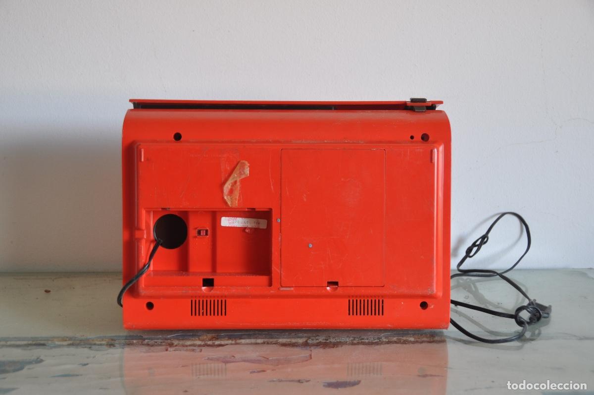 Radios antiguas: Tocadiscos Pathe Marconi rojo - Foto 12