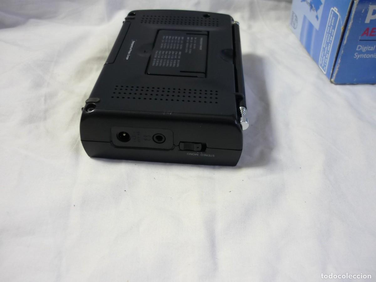 Radios antiguas: Radio transistor Phillips Ae3650 con caja, funda y cascos. Funcionando - Foto 12
