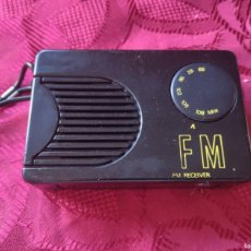 Radios antiguas: RADIO DE BOLSILLO FM RECEIVER MODEL Nº 9011