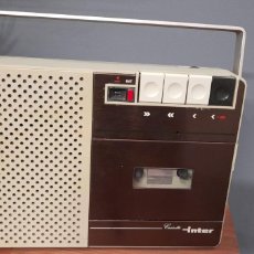 Radios antiguas: VINTAGE CASSETTE RECORDER MARCA INTER