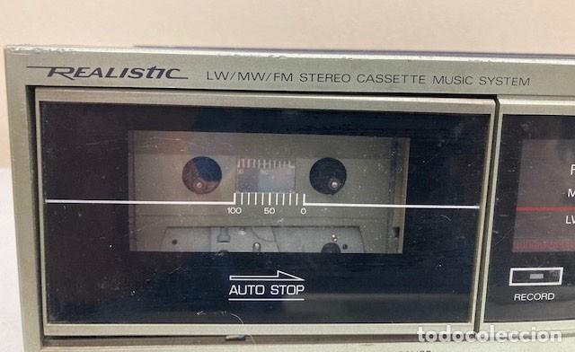 Radios antiguas: Radio, casete, tocadiscos REALISTIC - Foto 3