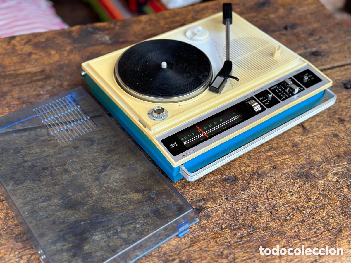 Radios antiguas: Radio vintage con tocadiscos pop a&ntilde;os 60 - Foto 5