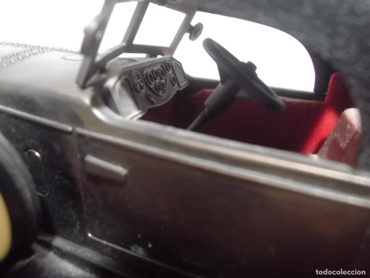 Radios antiguas: COCHE DE RADIO TRANSISTOR - FUNCIONA. - Foto 4