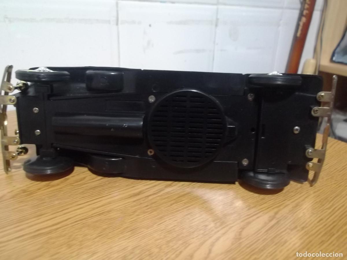 Radios antiguas: COCHE DE RADIO TRANSISTOR - FUNCIONA. - Foto 5