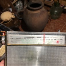 Radios antiguas: SHARP BX 252 FUNCIONA COMO ESTA EN LAS FOTOGRAFÍAS