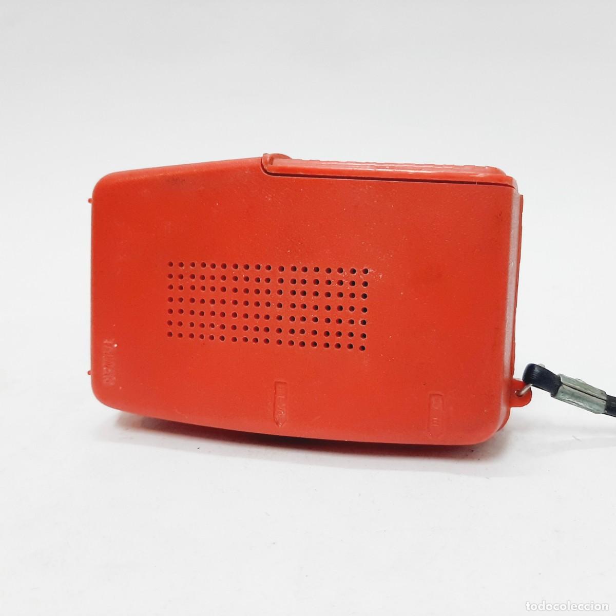 Radios antiguas: Radio transistor de bolsillo de estado s&oacute;lido Isam (15.1) - Foto 5