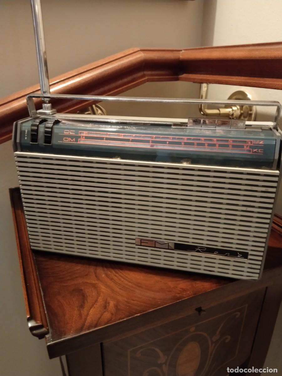 Radios antiguas: Antiguo radio transistor Ren&eacute; - Foto 6