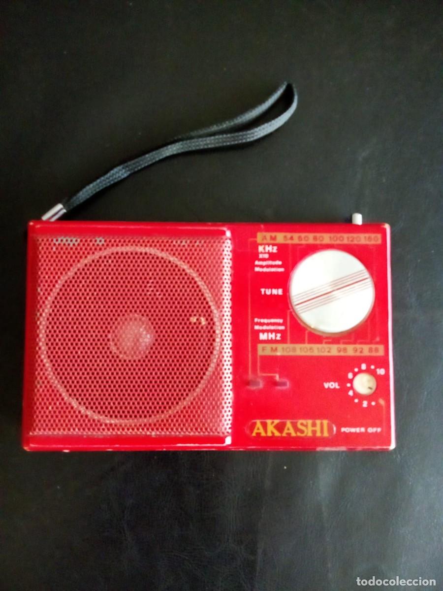 Radios antiguas: Transistor Akashi delos a&ntilde;os 70, funciona - Foto 1