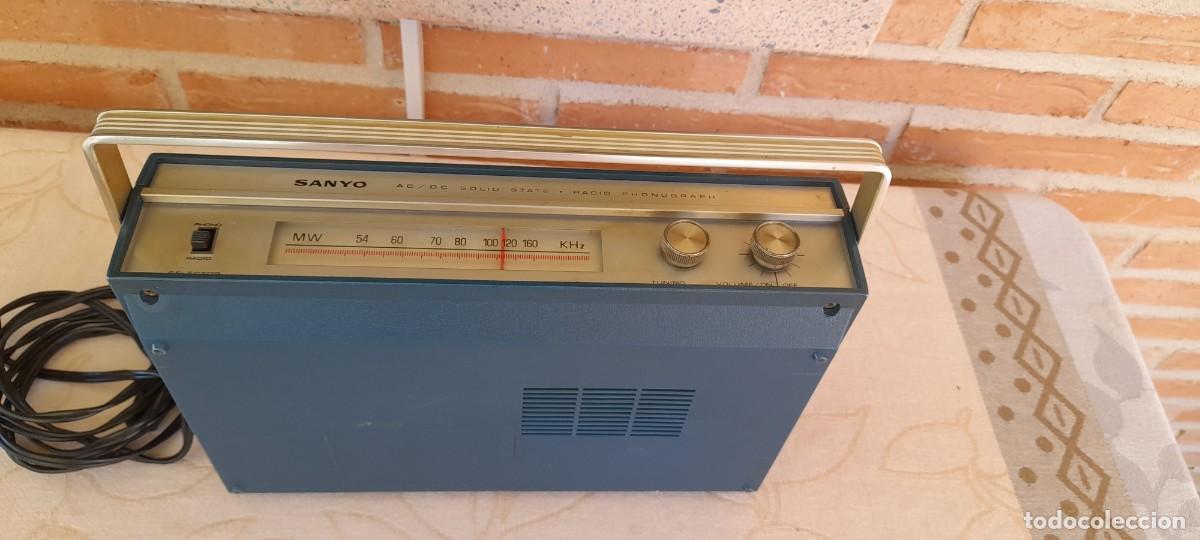 Radios antiguas: RADIO ANTIGUA TOCADISCOS SANYO RAREZA - Foto 11