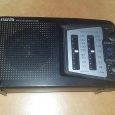 Radios antiguas: RADIO AIWA MODELO FR-C300. FUNCIONA.