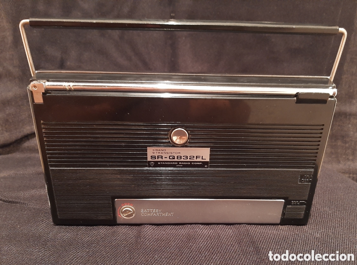 Radios antiguas: Radio antigua STANDARD multibanda modelo SR-Q322 FL - Foto 5