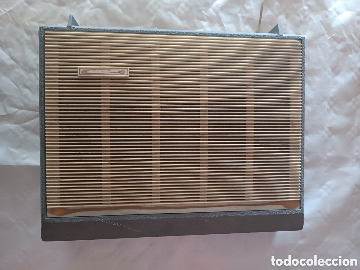 Radios antiguas: Antiguo tocadiscos ASKAR port&aacute;til. - Foto 8