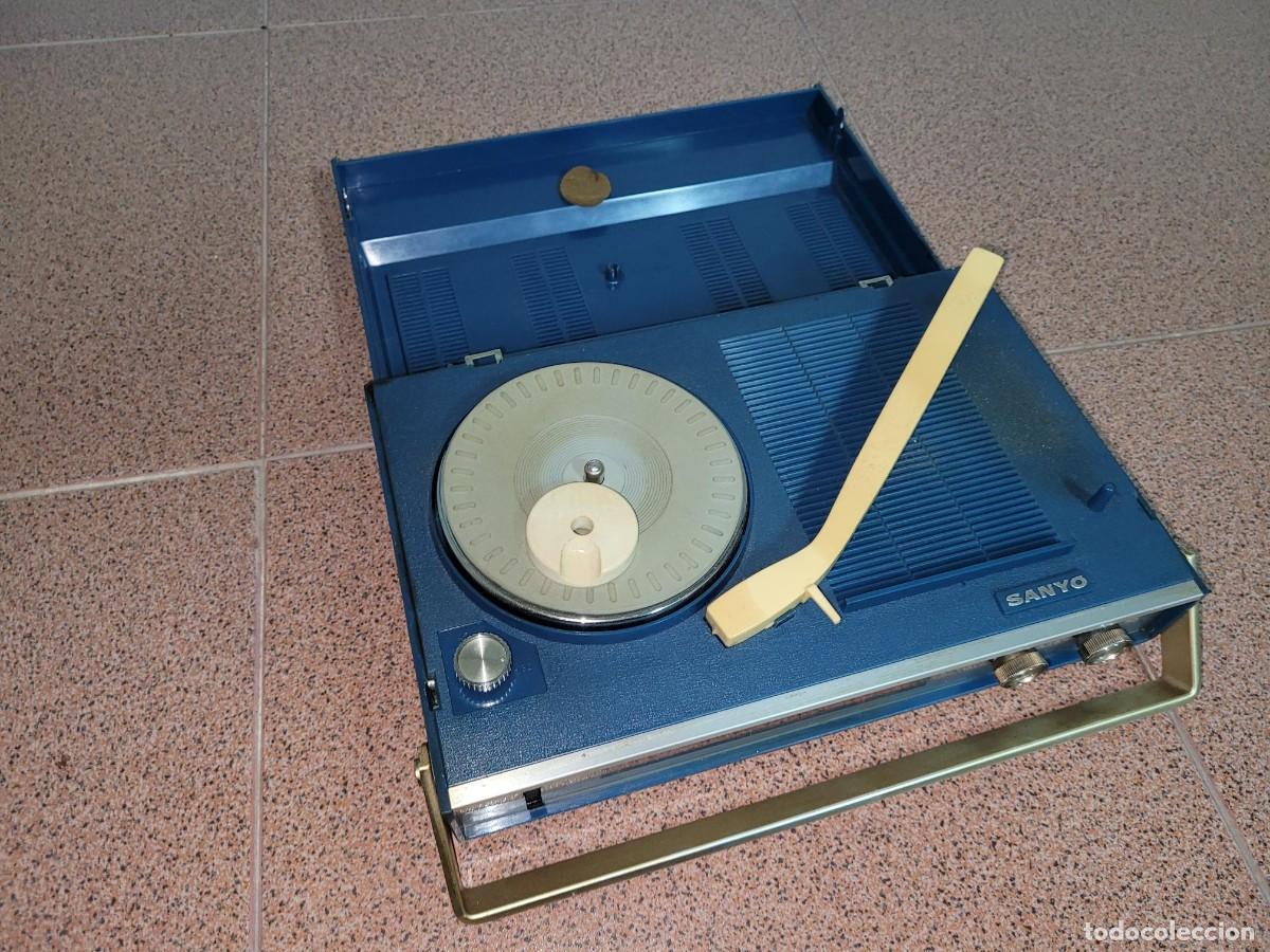 Radios antiguas: RADIO ANTIGUA TOCADISCOS SANYO RAREZA - Foto 13