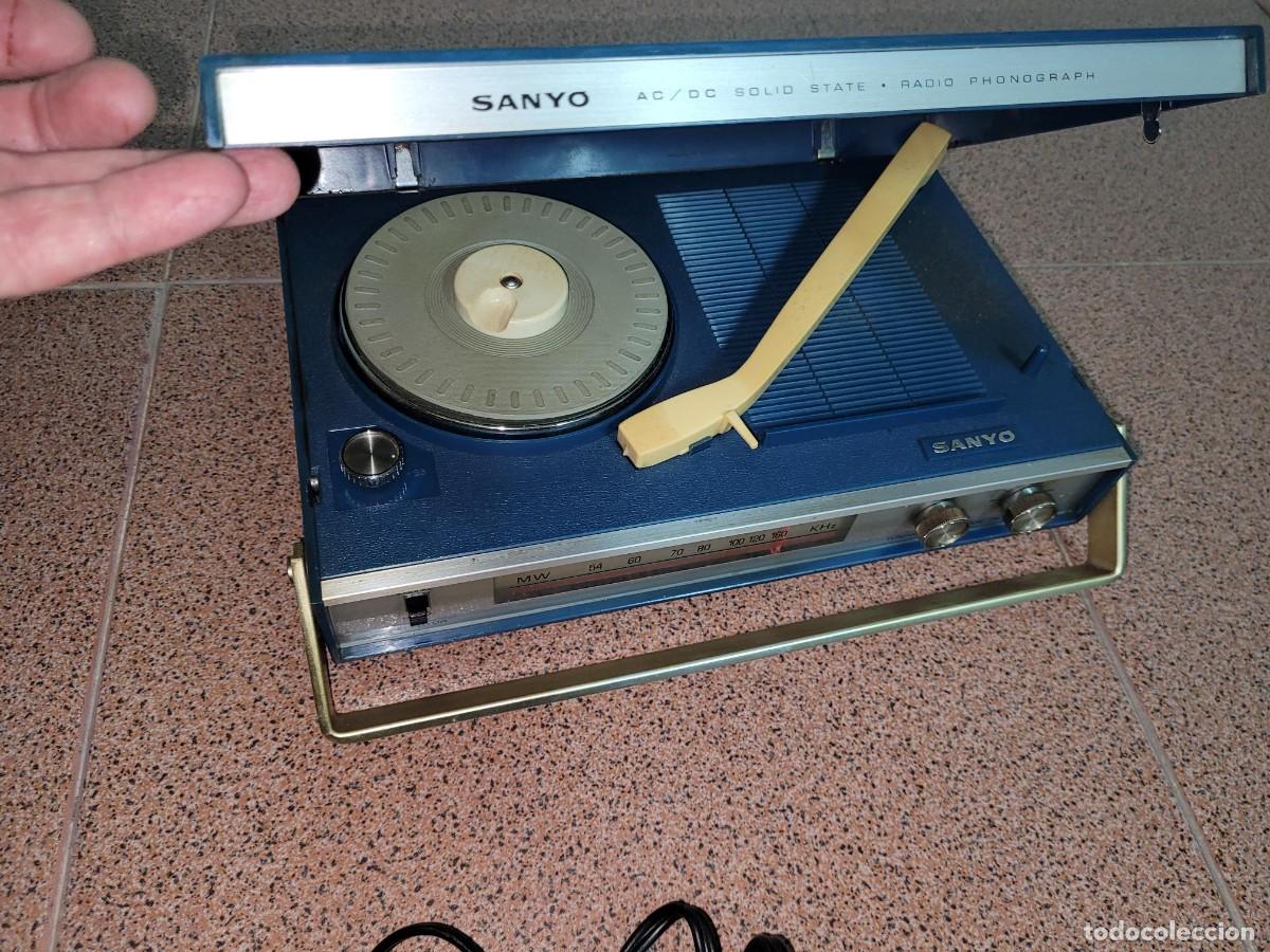 Radios antiguas: RADIO ANTIGUA TOCADISCOS SANYO RAREZA - Foto 12