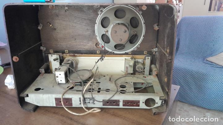 Radios antiguas: Radio antigua Philips -para restaurar - Foto 3