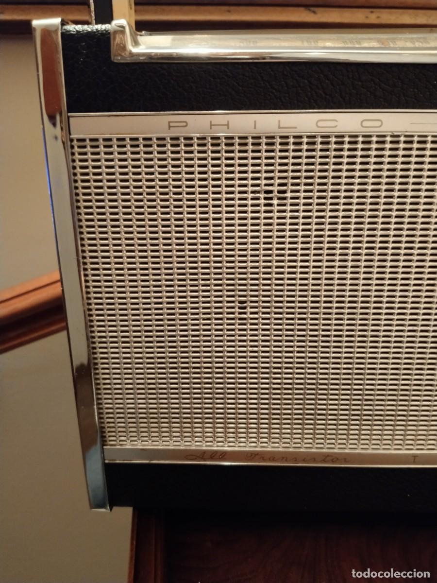 Radios antiguas: Enorme radio transistor Philco - Foto 6