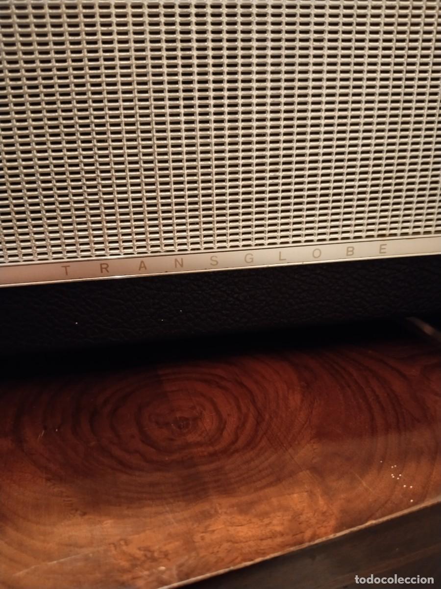 Radios antiguas: Enorme radio transistor Philco - Foto 9