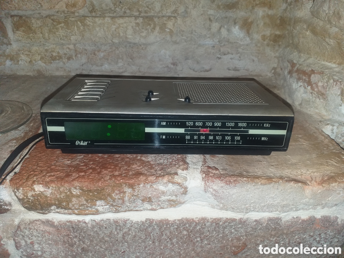 Radios antiguas: Radio despertador marca Osmar - Foto 5