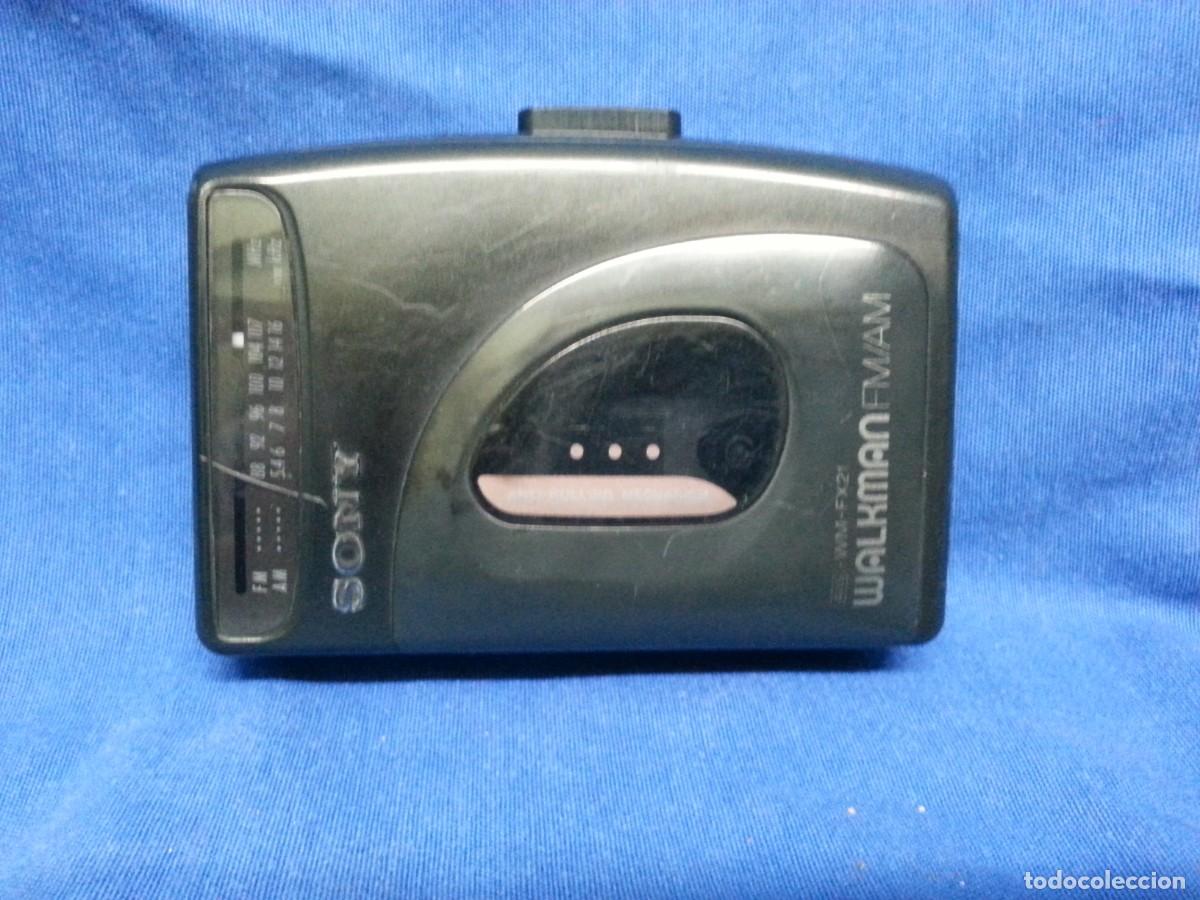 Radios antiguas: WALKMAN SONY WM-FX21 - FUNCIONA - Foto 1