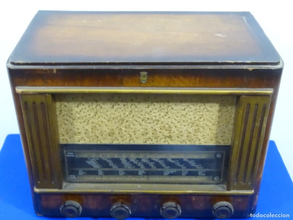 Radios antiguas: ANTIGUA RADIO UNIVERSO DE V&Aacute;LVULAS - Foto 1
