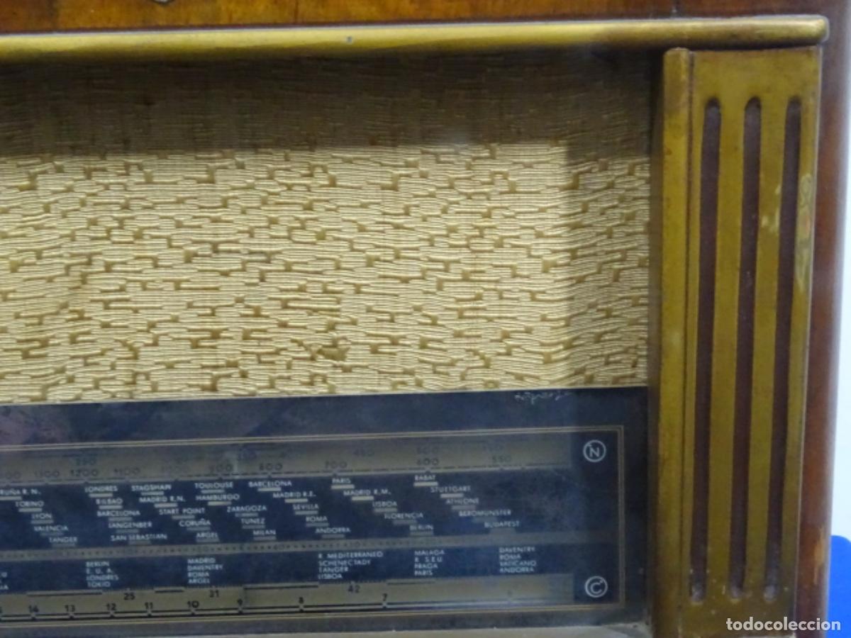 Radios antiguas: ANTIGUA RADIO UNIVERSO DE V&Aacute;LVULAS - Foto 6