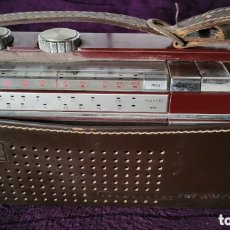 Radios antiguas: ANTIGUA RADIO LAVIS