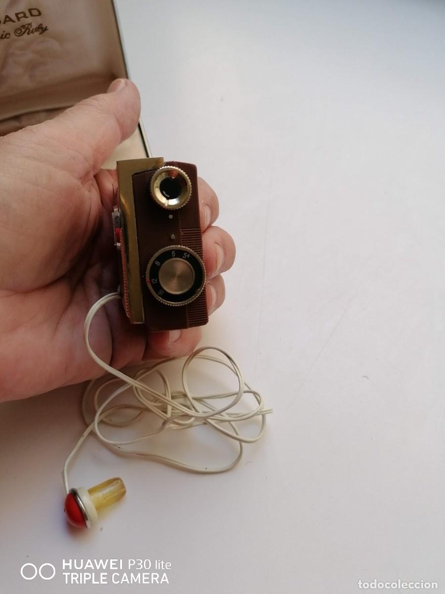 Radios antiguas: Radio de viaje marca EIGHT - Foto 5