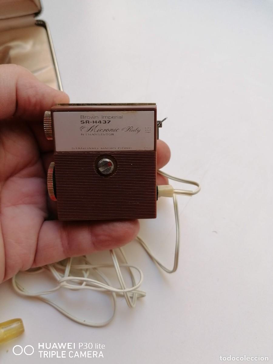 Radios antiguas: Radio de viaje marca EIGHT - Foto 6