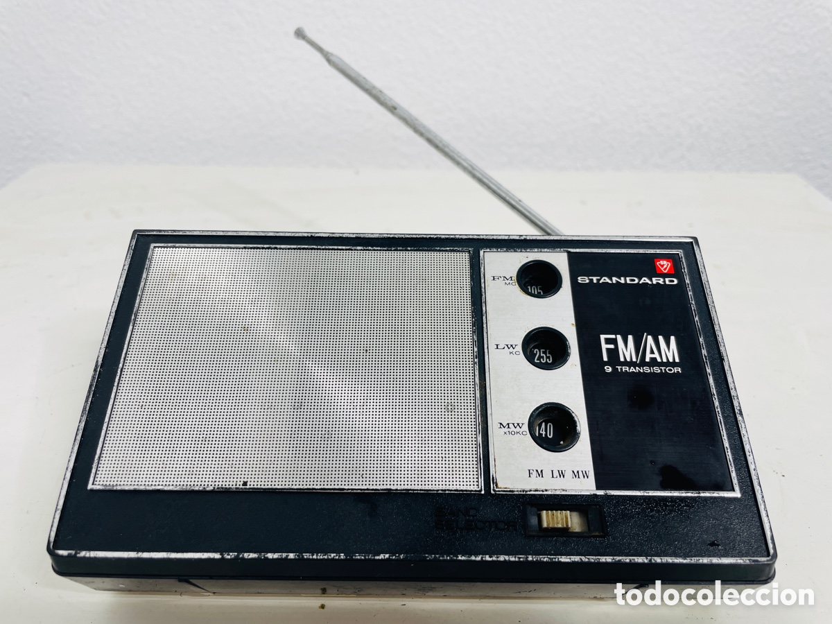 Radios antiguas: Standard Transistor Radio Japan 1967 - Foto 3