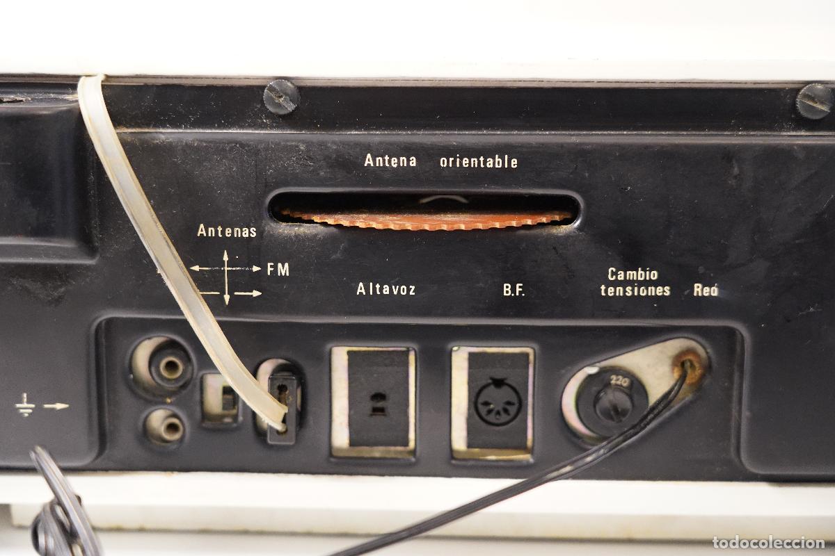 Radios antiguas: Radio Vanguard modelo Poseidon - Foto 3