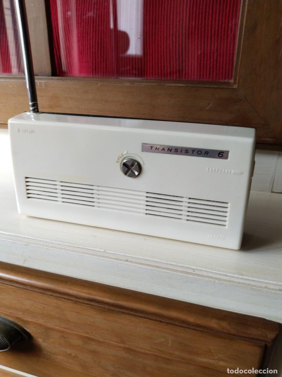 Radios antiguas: Transistor Standard Tr6. - Foto 4